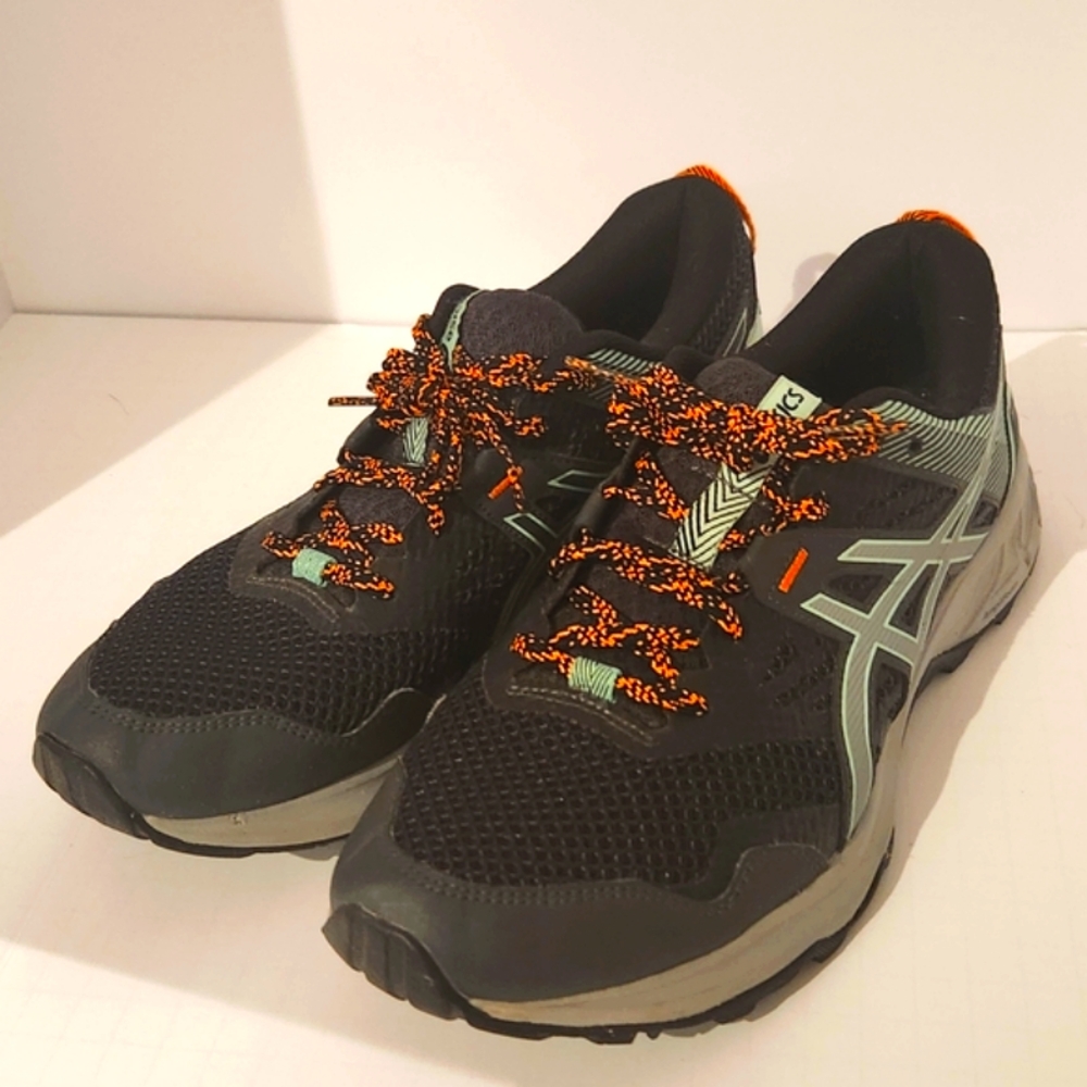 ASICS Men's Black and Orange Running Shoes *Like New*